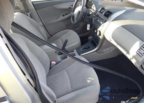 2009 Toyota Corolla Le z USA, uszkodzony, nr VIN JTDBL40E999074996